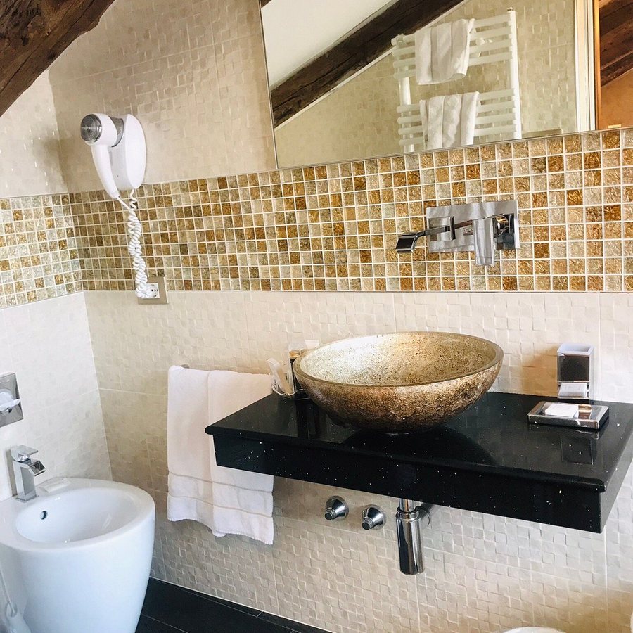 Ca Marinella — Bathroom