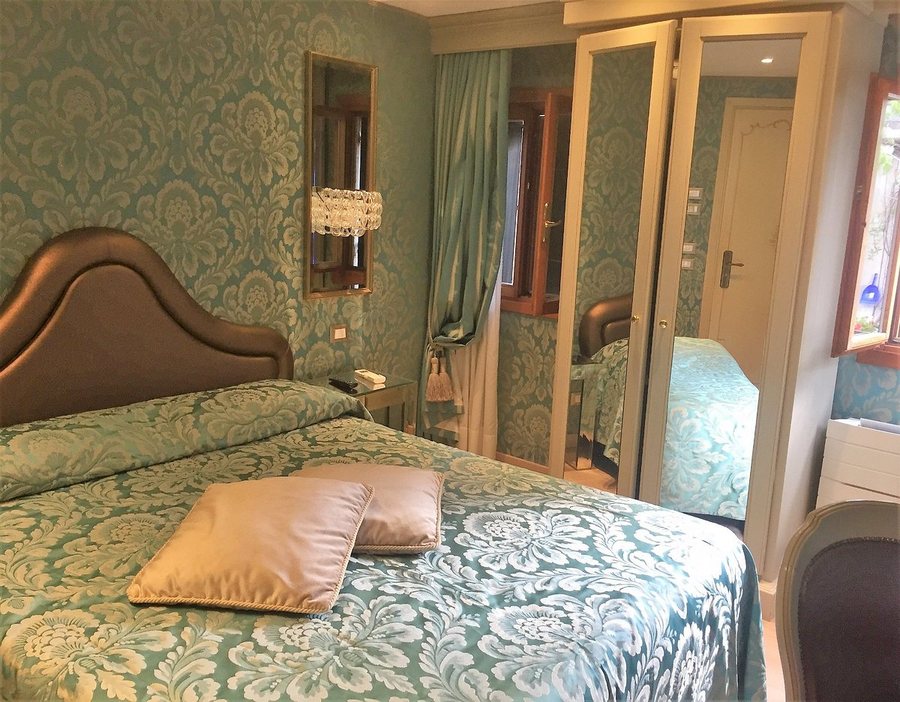 Ca Marinella — Guest room