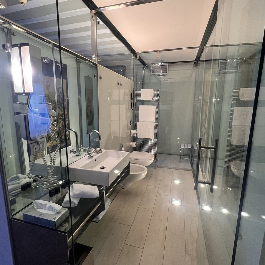 Ca Nigra Lagoon Resort — Bathroom