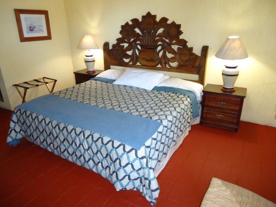 Cabo Vista Hotel — Guest room