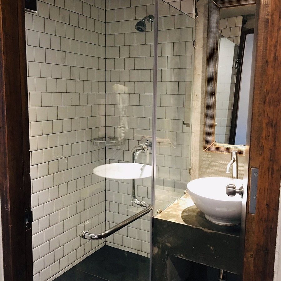 Cacha Art Hotel — Bathroom