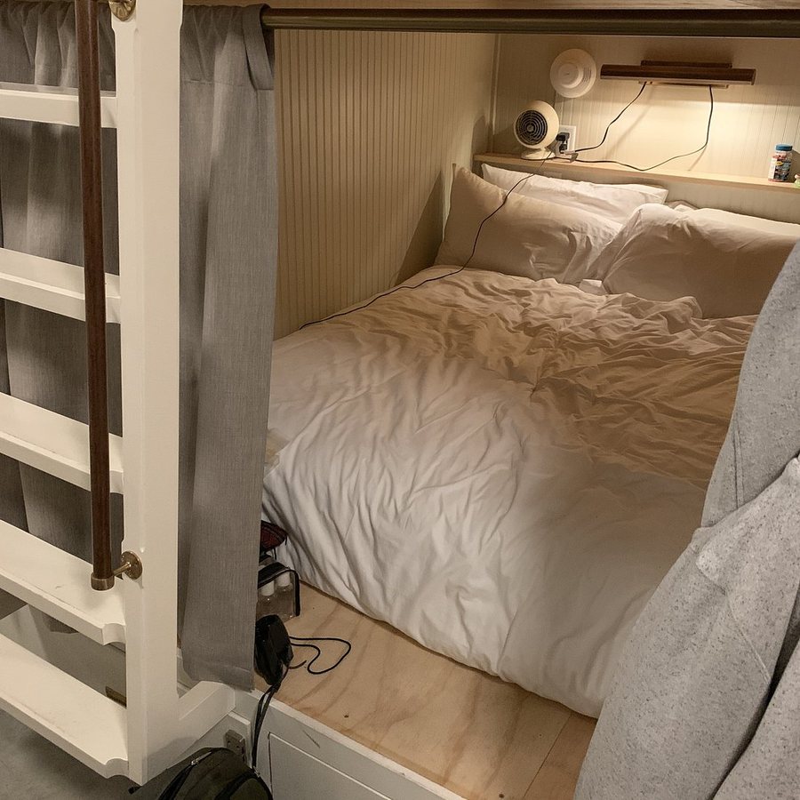 Cache House — Guest room