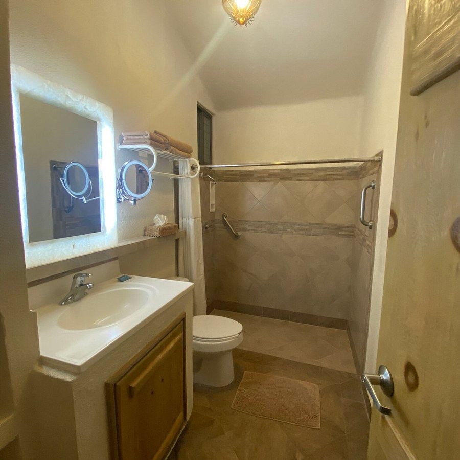 Cachet Beach Hotel Los Cabos — Bathroom