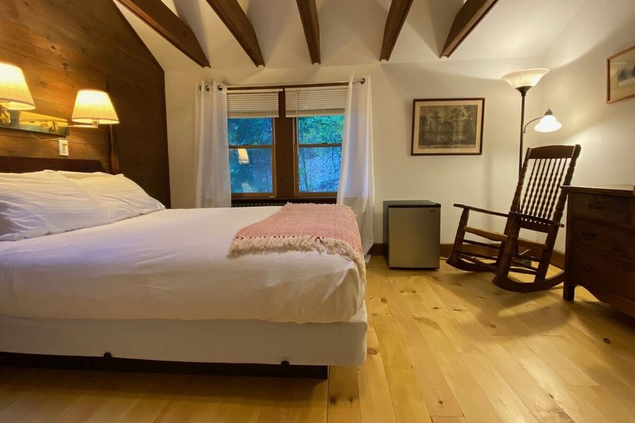 Cadence Lodge at Whiteface — Guest room
