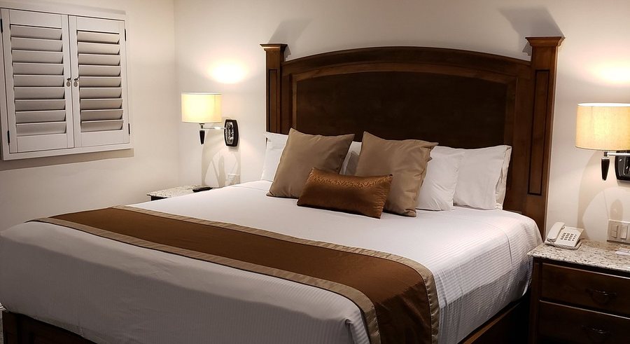 Caesar s Hotel — Guest room