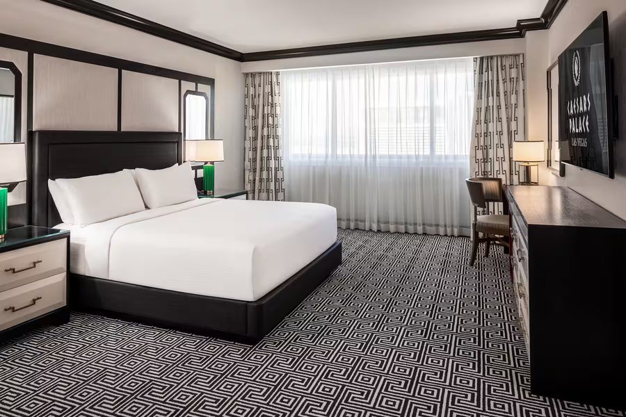 Caesars Palace — Guest room