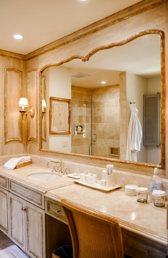 Cal a vie Health Spa And Resort — Bathroom