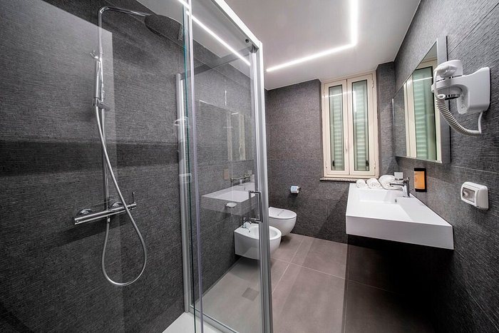 Calanovella Camping Village — Bathroom