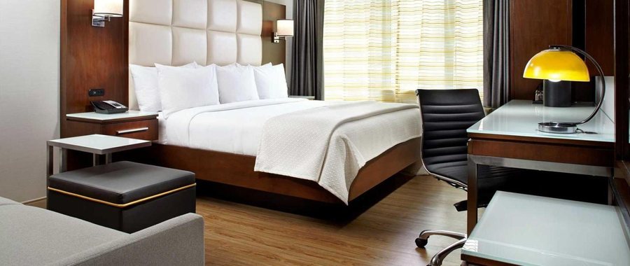 Cambria Hotel New York Chelsea New York City New York — Guest room