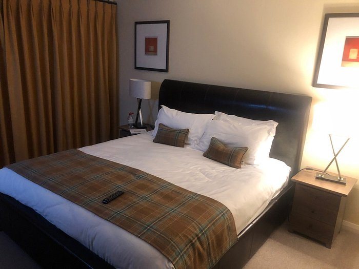 Cameron Club Lodges at The Carrick — Guest room