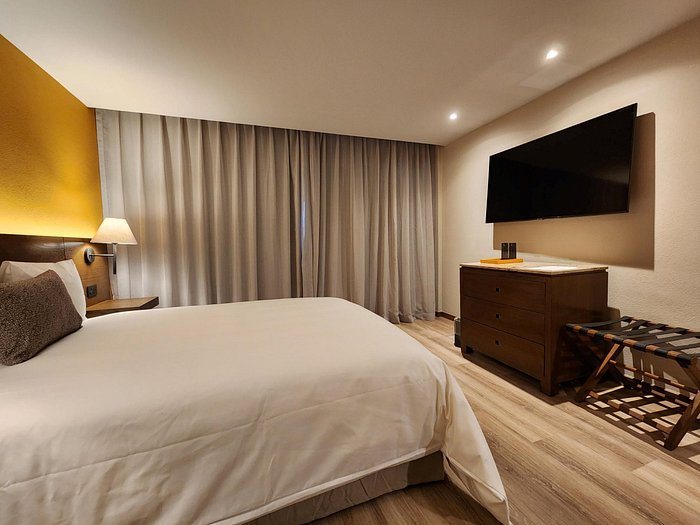 Camino Real Aeropuerto Mexico City Central Mexico and Gulf Coast — Guest room