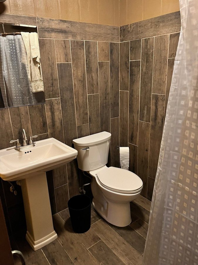 Camp LeConte Luxury Outdoor Resort — Bathroom