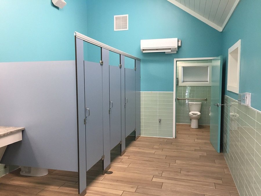 Camp Margaritaville RV Resort Lanier Islands — Bathroom