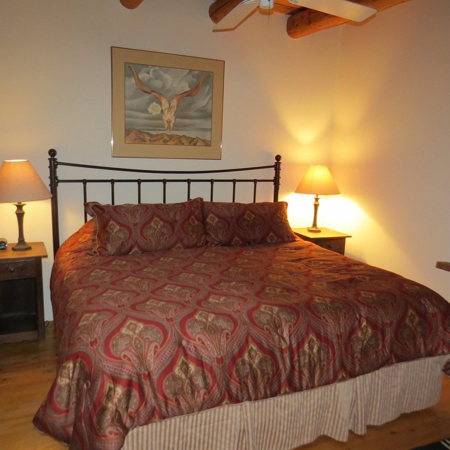 Campanilla Compound — Guest room