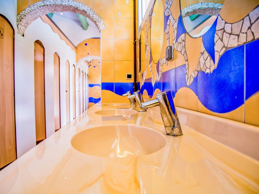 Camping de Laborie — Bathroom