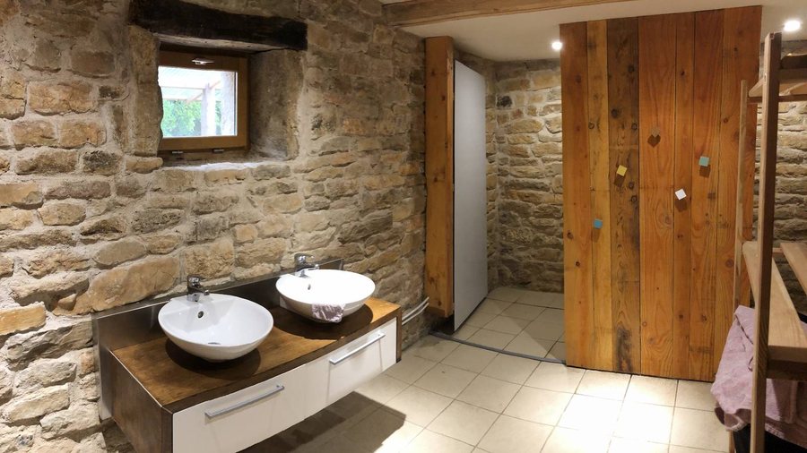Camping du Pasquier — Bathroom