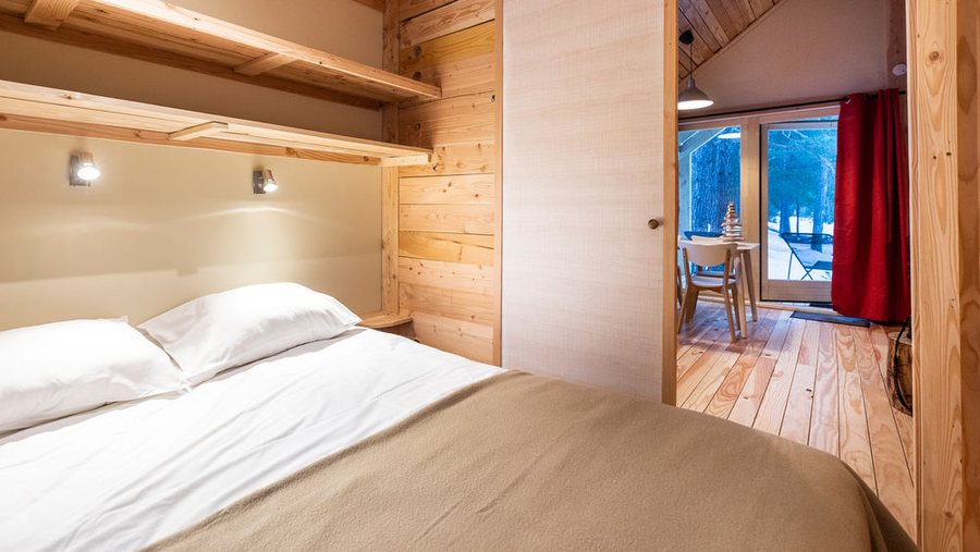 Camping Huttopia Vallouise — Guest room