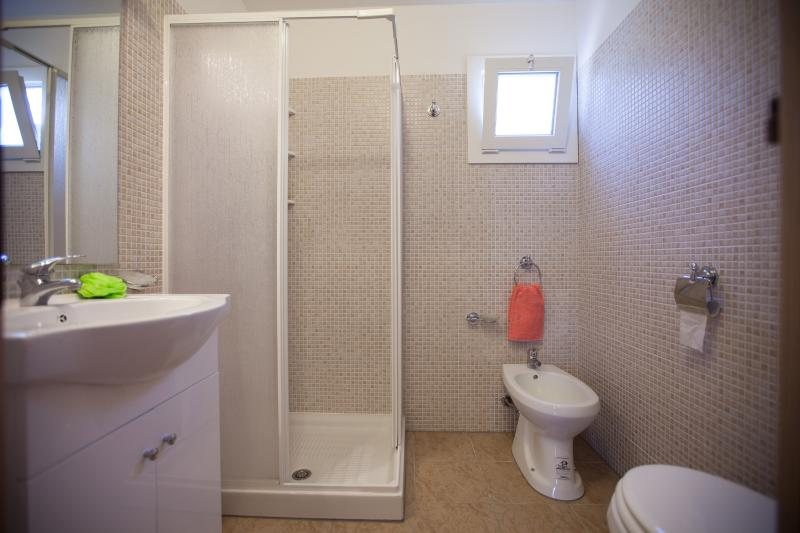 Camping Lake Placid — Bathroom