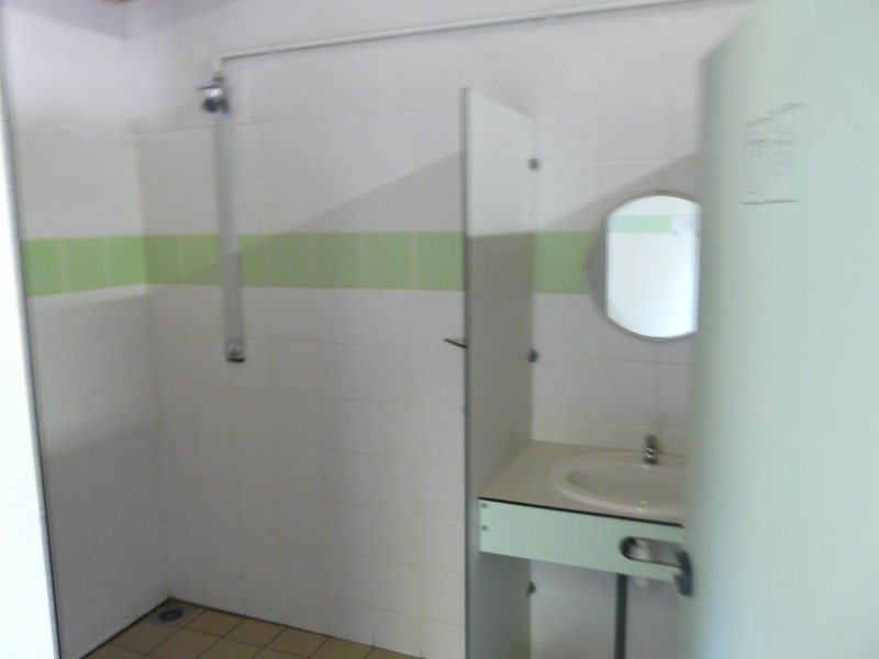 Camping Les Charmes — Bathroom