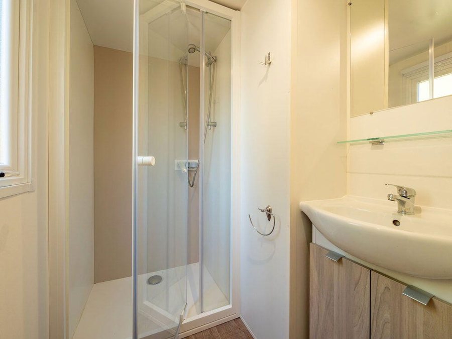 Camping Oasis Mar — Bathroom
