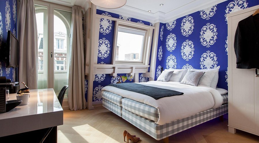 Canal Suites — Guest room