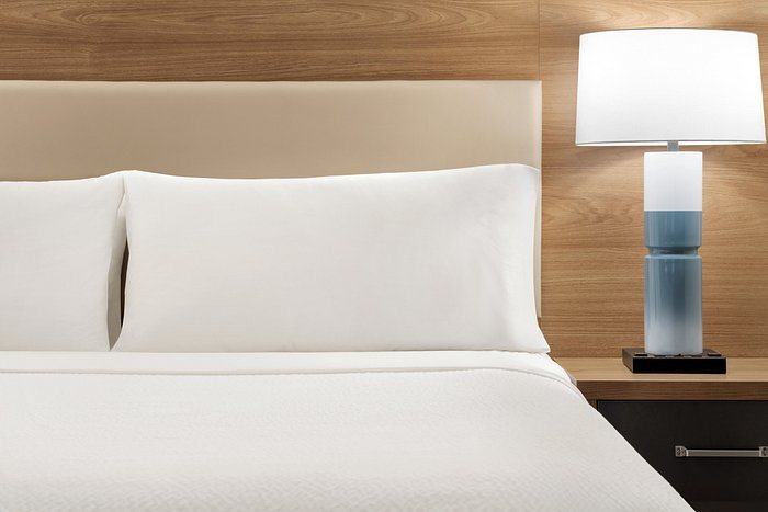 Candlewood Suites Boise Towne Square by IHG Boise Idaho — Guest room