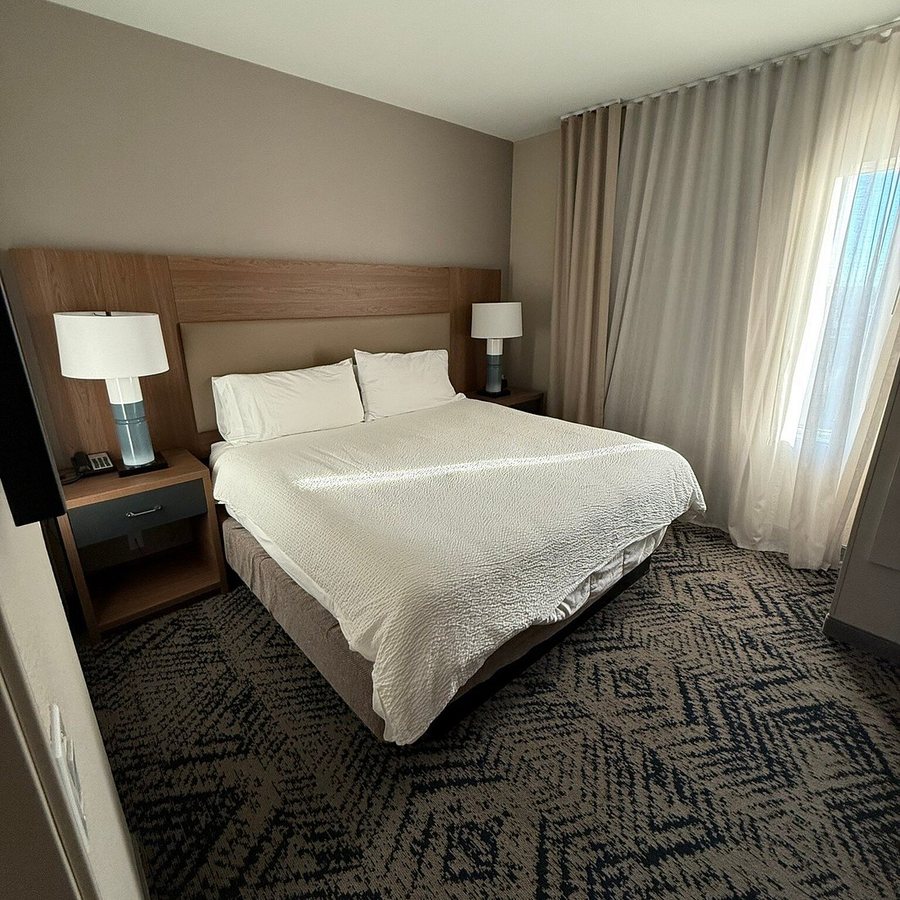 Candlewood Suites DFW Airport North Irving by IHG — Guest room