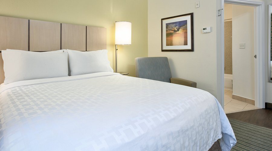Candlewood Suites Dfw South By IHG — Guest room