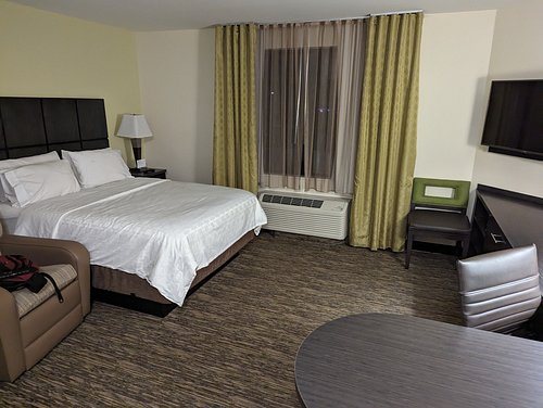 Candlewood Suites Dickinson By IHG Dickinson North Dakota — Guest room