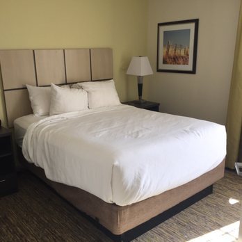 Candlewood Suites Lincoln By IHG — Guest room