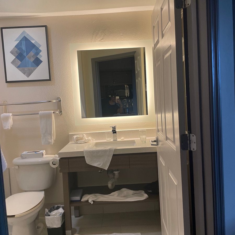 Candlewood Suites Melbourne viera By IHG Melbourne Brevard County Florida — Bathroom