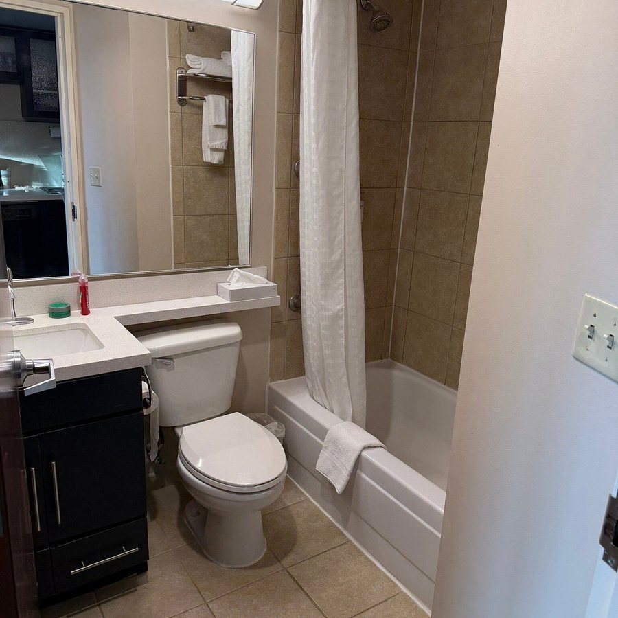 Candlewood Suites New York City Times Square by IHG New York City New York — Bathroom