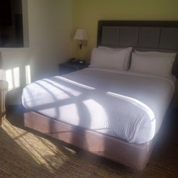 Candlewood Suites Portland Scarborough by IHG — Guest room