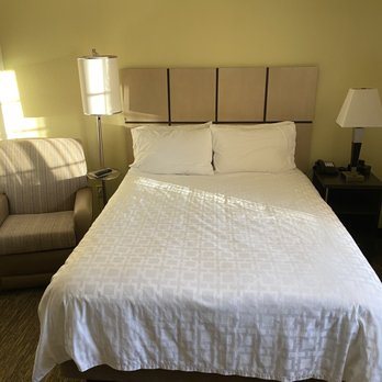 Candlewood Suites Tucson by IHG — Guest room
