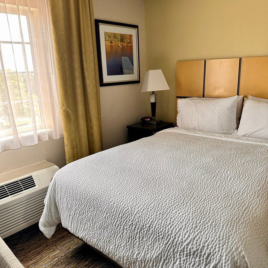 Candlewood Suites Washington Dulles Herndon — Guest room