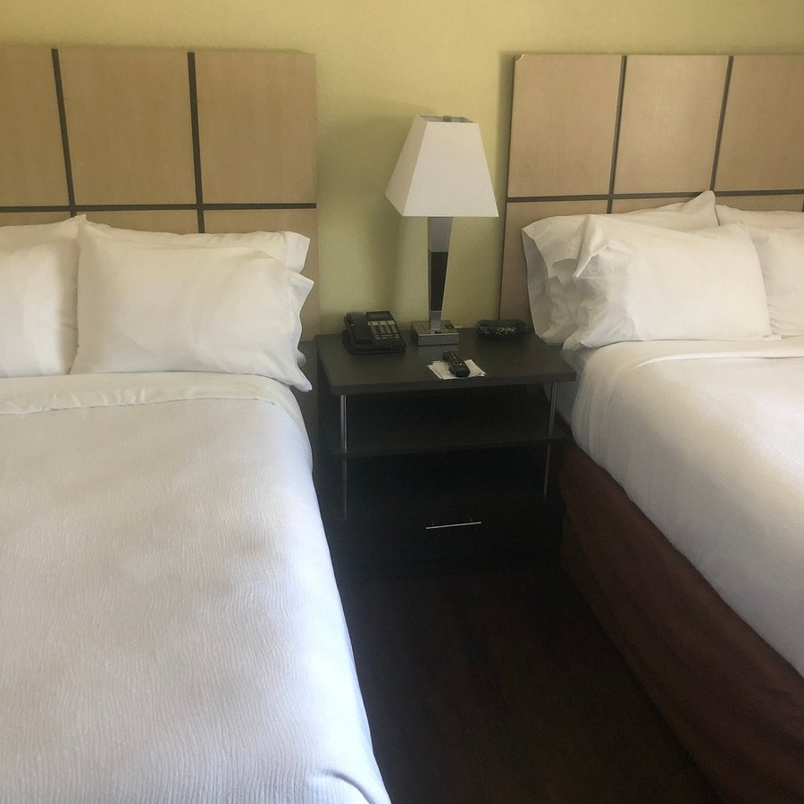 Candlewood Suites West Little Rock by IHG — Guest room