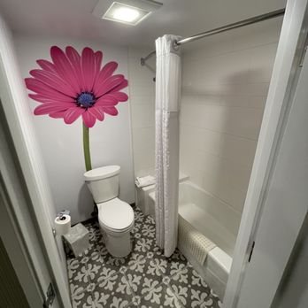 Candy Cane Inn — Bathroom