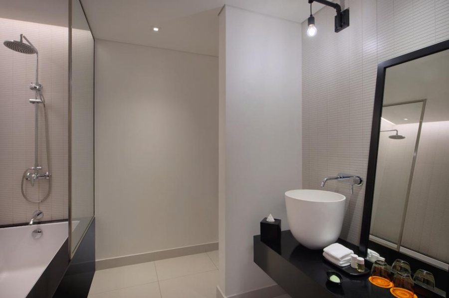 Canopy By Hilton Dubai Al Seef Dubai Emirate of Dubai — Bathroom