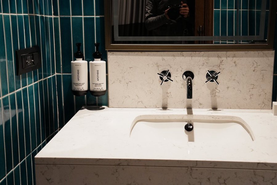 Canopy by Hilton Istanbul Taksim Istanbul — Bathroom