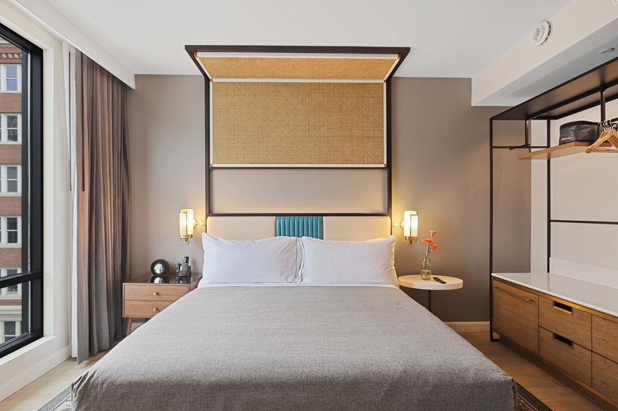 Canopy By Hilton Memphis Downtown — Guest room
