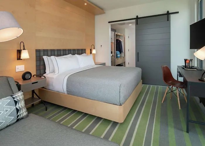 Canopy By Hilton Portland Pearl District — Guest room