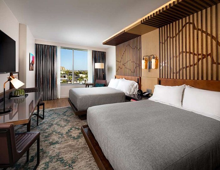 Canopy by Hilton Scottsdale Old Town — Guest room