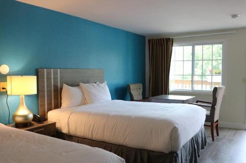 Cape Cod Family Resort — Guest room