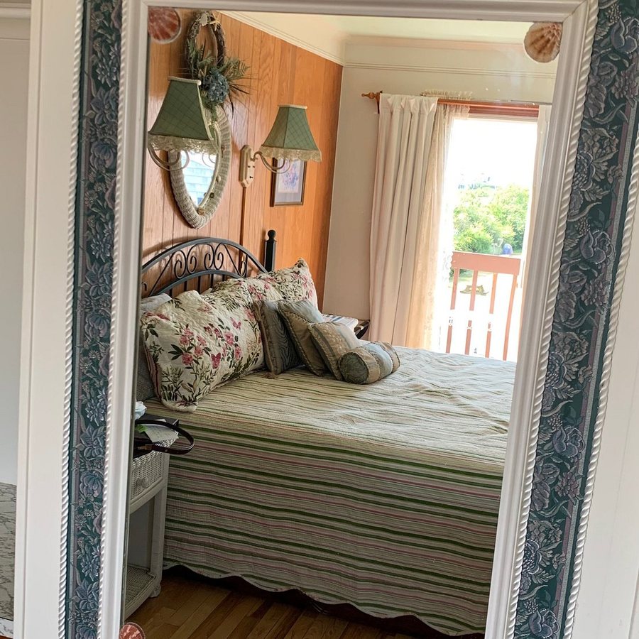 Cape Cod Ocean Manor — Guest room