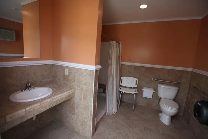 Cape Hatteras outer Banks Koa Resort — Bathroom