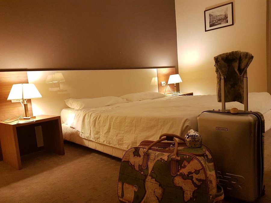 Capo Peloro Resort — Guest room