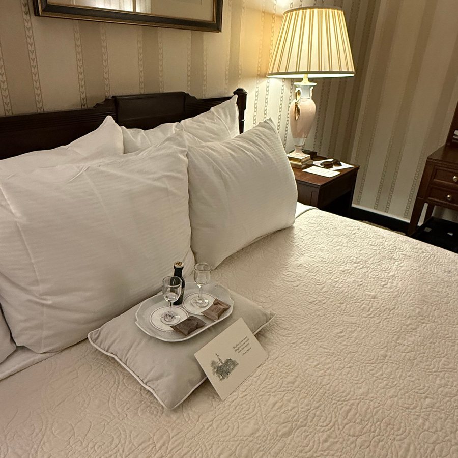Capt John Smith Inn — Guest room