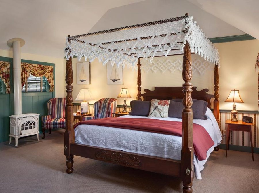 Captain s House Inn — Guest room
