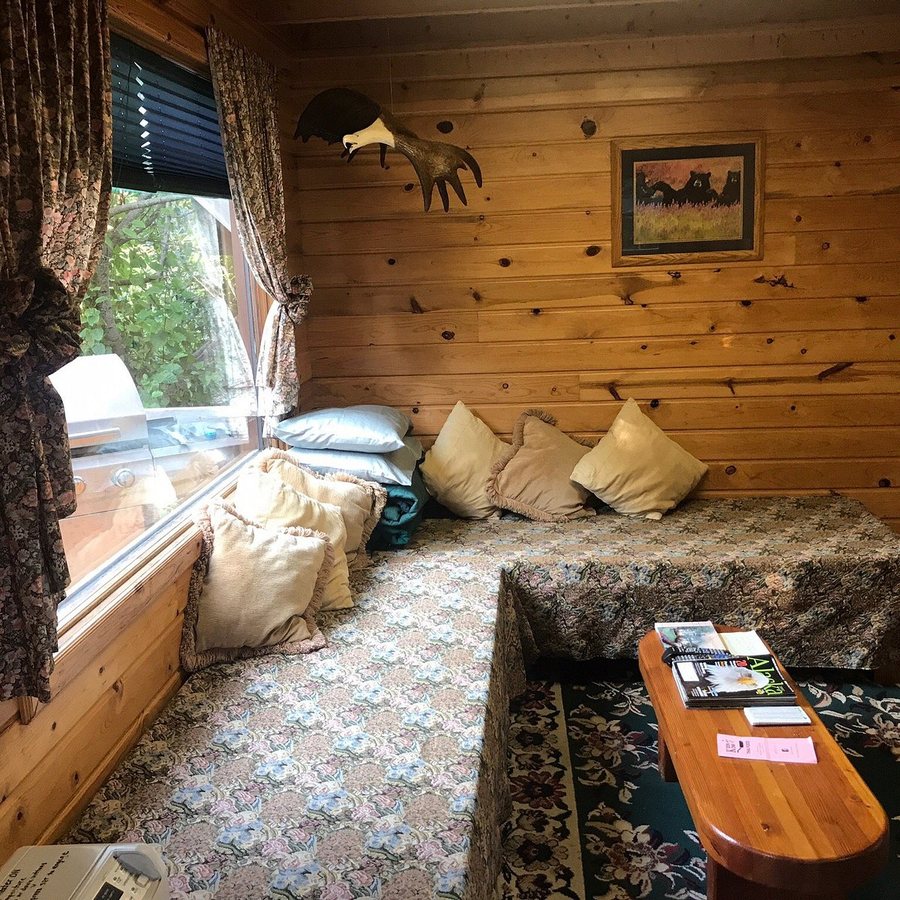 Captain Steve s Fishing Lodge — Guest room