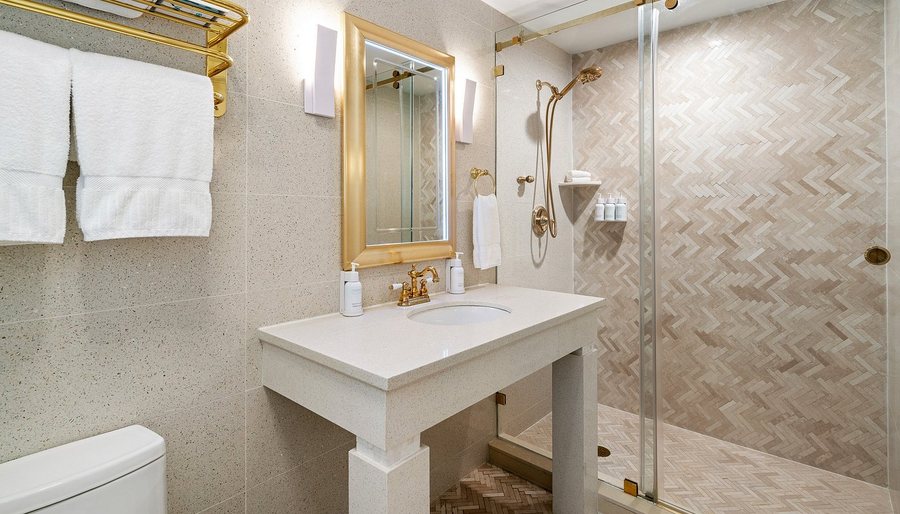 Cardozo South Beach Miami Beach Florida — Bathroom